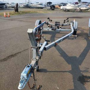 1990 Caulkins  Boat Trailer