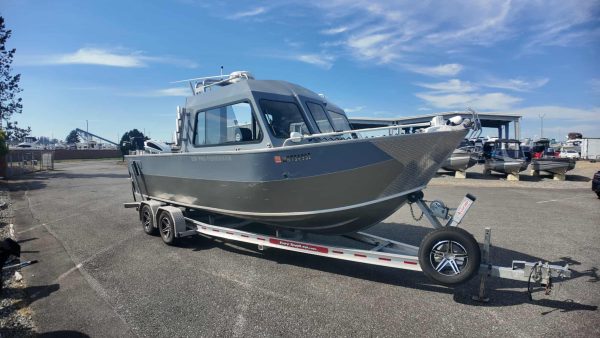 2022 Raider Boats 220 Profisherman