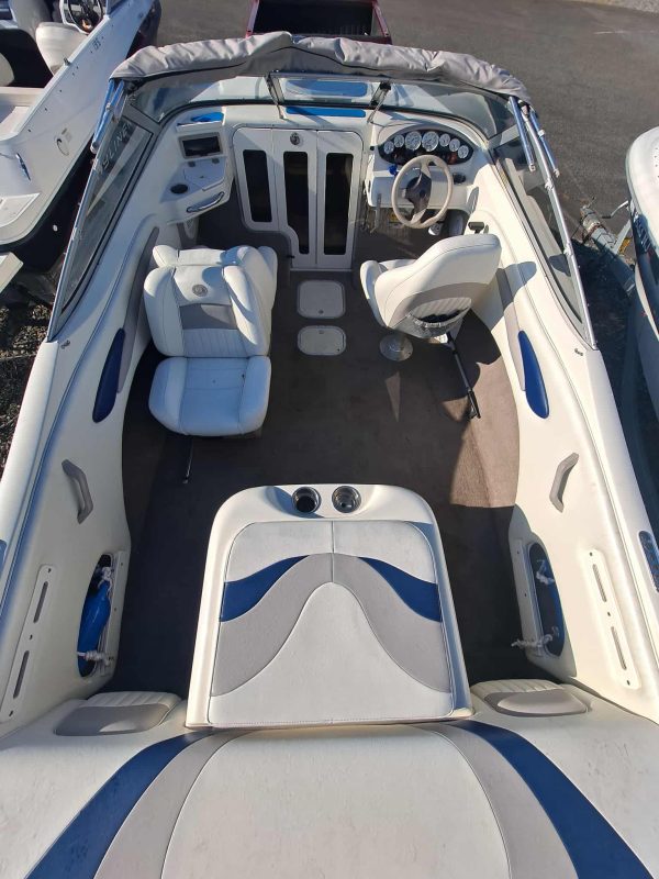 2005 Stingray 195 CS - Image 2