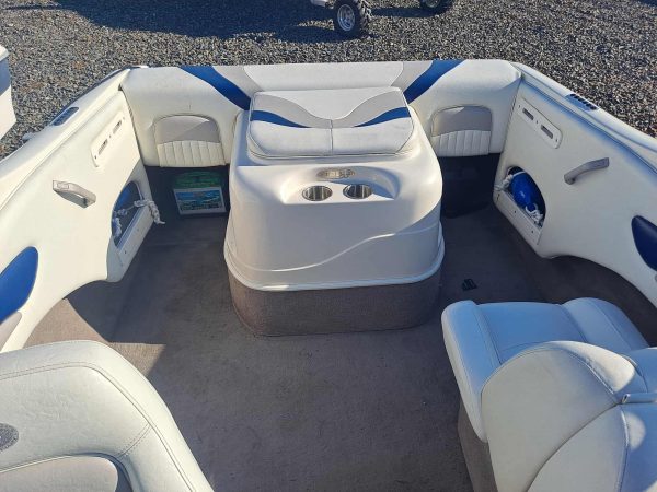 2005 Stingray 195 CS - Image 7