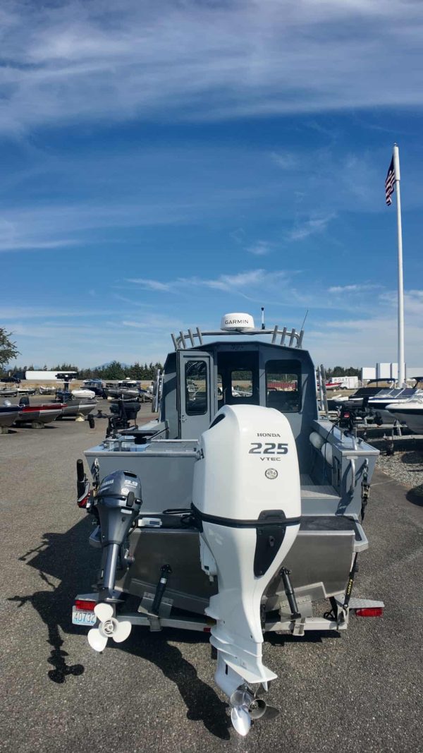 2022 Raider Boats 220 Profisherman - Image 3